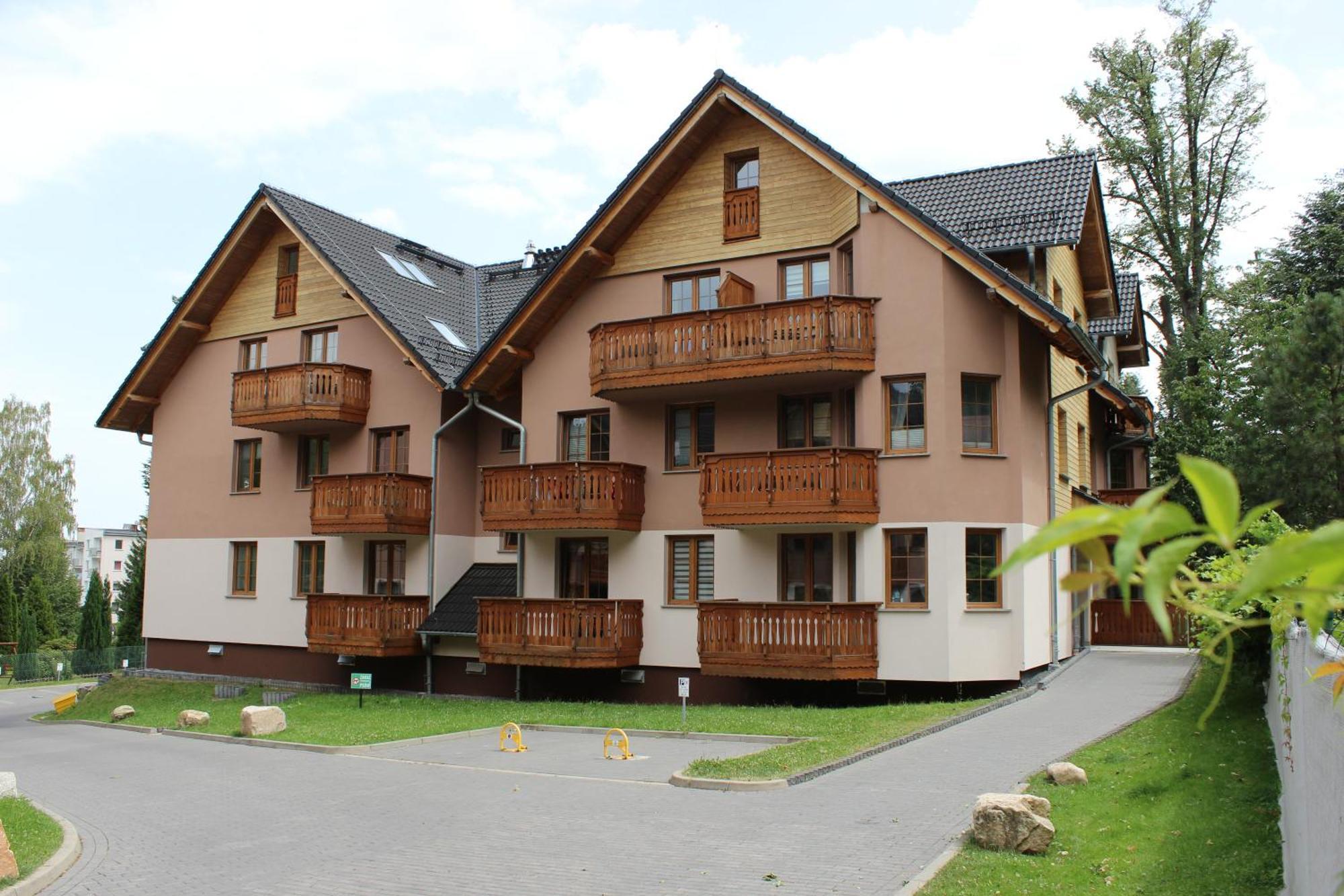 Apartament Blisko Centrum Z Garazem Karpacz Exteriér fotografie